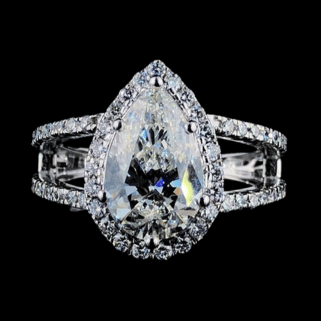 Sparkling Splendor - Lab-Grown Diamond Ring