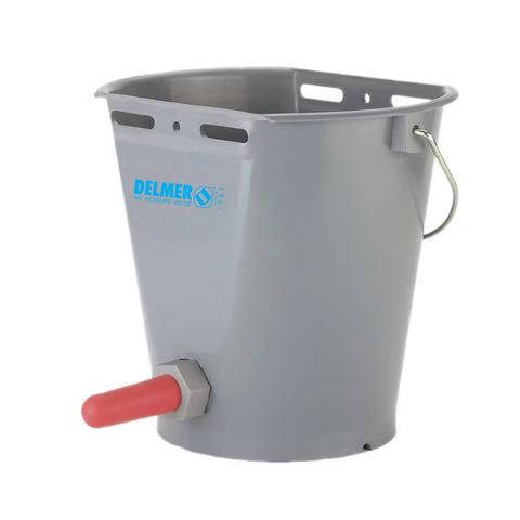 Delmer Calf Feeding Bucket 8 L with Teat